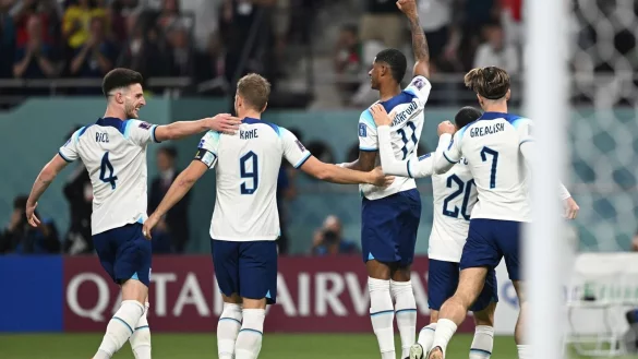 Die Engl&auml;nder setzten sich locker gegen den Iran durch. - &copy; Robert Michael/dpa