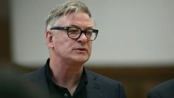 US-Schauspieler Alec Baldwin bei einem Gerichtstermin in New York. - &copy; Alec Tabak/Pool The Daily News/AP/dpa