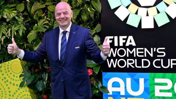 Findet die Angebote für die TV-Rechte der Frauen-WM 2023 alles andere als gut: FIFA-Boss Gianni Infantino. - © Alan Lee/Photosport/AP/dpa