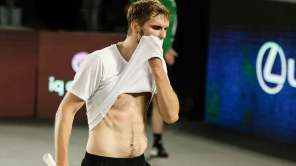 Hat zum Auftakt des Turniers in Paris verloren: Oscar Otte. - © Frank Molter/dpa