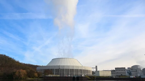 Das Kernkraftwerk Neckarwestheim 2 wird weiterlaufen. - &copy; Bernd Wei&szlig;brod/dpa