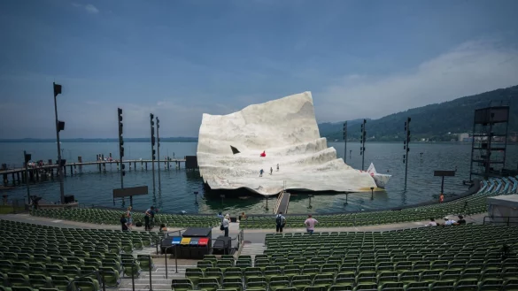 Die Seeb&uuml;hne zu Beginn der Proben der Oper &laquo;Madame Butterfly&raquo; diesen Sommer. - &copy; Stiplovsek Dietmar/APA/dpa