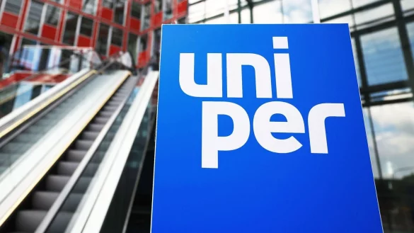 Ein Logo steht im Foyer der Hauptverwaltung des Energieversorgungsunternehmens Uniper in D&uuml;sseldorf. - &copy; Oliver Berg/dpa/Archivbild