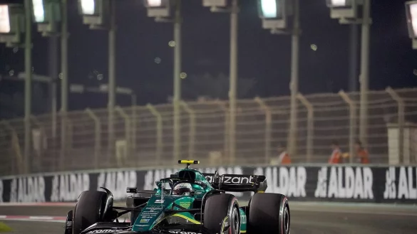 Das Rennen in Abu Dhabi wird für Sebastian Vettel vom Team Aston Martin das letzte seiner Karriere sein. - © Hasan Bratic/dpa