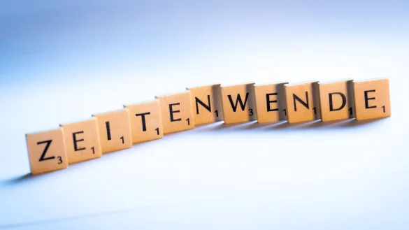 Die großen Krisen schlagen sich auch in der Wahl zum «Wort des Jahres» nieder. - © Frank Rumpenhorst/dpa