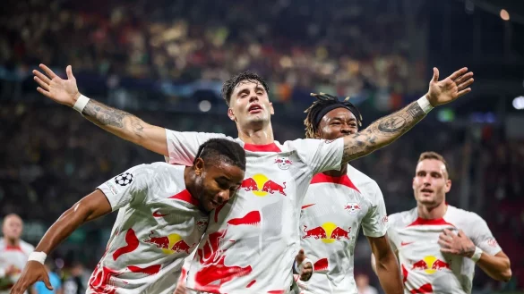 Die Leipziger Spieler feiern den Sieg gegen Celtic Glasgow. - &copy; Jan Woitas/dpa