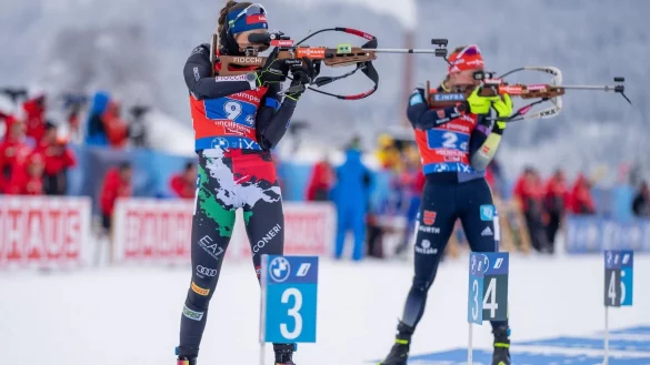 Denise Herrmann-Wick am Schie&szlig;stand. - &copy; Georg Hochmuth/APA/dpa