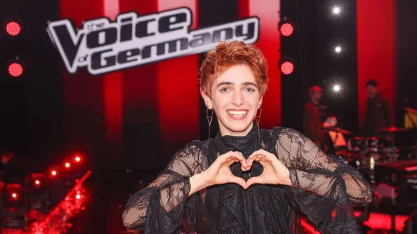 Die Gewinnerin der Show Anny Ogrezeanu beim Fototermin. - © Gerald Matzka/dpa