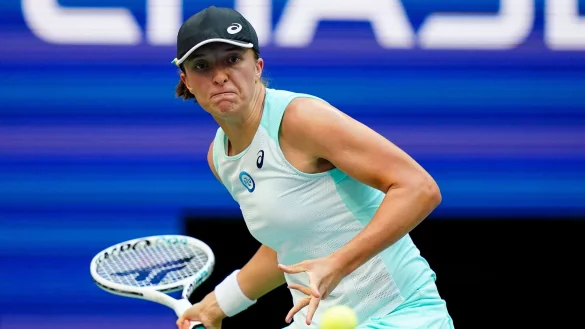 Hat sich im Finale von San Diego mit 6:3, 3:6, 6:0 gegen die Kroatin Donna Vekic durchgesetzt: Iga Swiatek. - © Frank Franklin II/AP/dpa