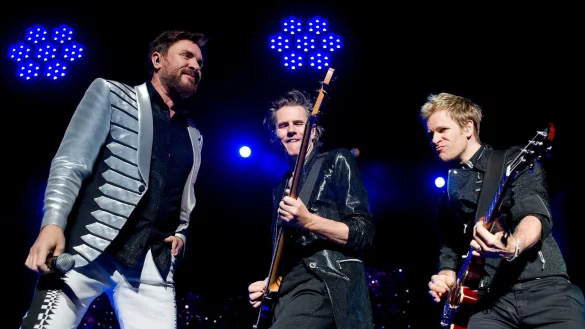 S&auml;nger Simon Le Bon (l-r), Bassgitarrist John Taylor und Gitarrist Andy Taylor von Duran Duran 2012 in Budapest. - &copy; Tibor Illyes/MTI/EPA/dpa