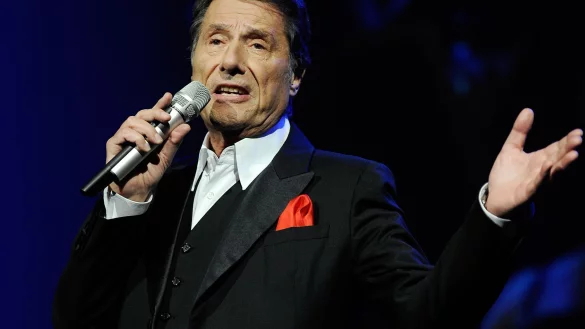 Der S&auml;nger Udo J&uuml;rgens 2012 in K&ouml;ln. - &copy; Henning Kaiser/dpa