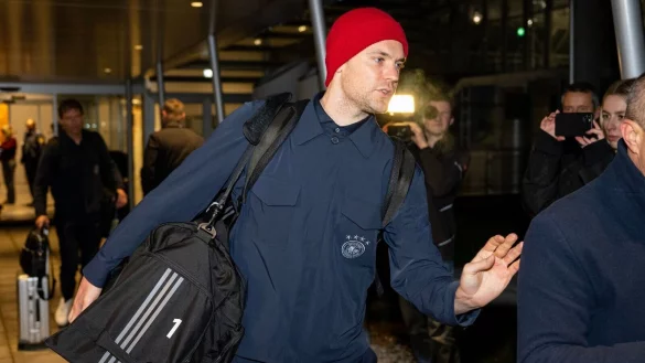 F&uuml;r Bayern-Keeper Manuel Neuer ist die Saison beendet. - &copy; Lennart Preiss/dpa