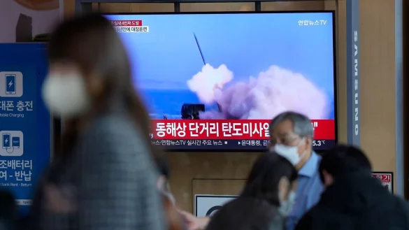 - &copy; Lee Jin-Man/AP/dpa