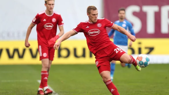 Rouwen Hennings von Fortuna D&uuml;sseldorf in Aktion. - &copy; Danny Gohlke/dpa