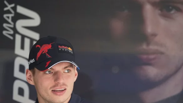 Max Verstappen gab dem britischen TV-Sender Sky zuletzt keine Interviews. - © Darron Cummings/AP/dpa/Archivbild