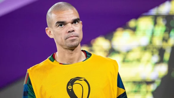 Soll gegen Uruguay in Portugals Startelf stehen: Pepe. - &copy; Tom Weller/dpa