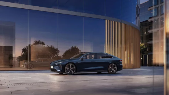 Noch im Herbst kommt der 5,10 Meter lange Nio ET7 auch nach Deutschland. Zu haben ist die Luxuslimousine dann allerdings nur im Abo. - © Nio/dpa-mag