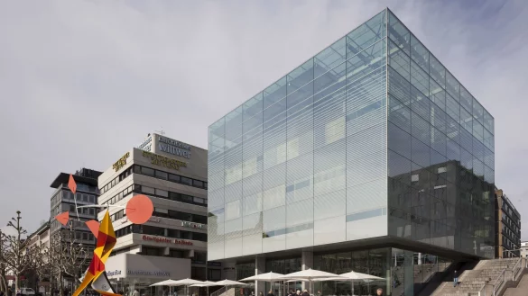 Das Kunstmuseum Stuttgart in der Innenstadt. Es ist in diesem Jahr zum «Museum des Jahres» gewählt worden. - © Dirk Wilhelmy/Kunstmuseum Stuttgart/dpa