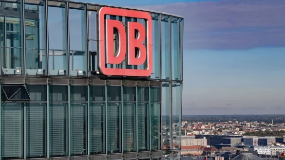 Die Deutsche Bahn will die Gewinne aus dem &Auml;gyptenprojekt in Deutschland reinvestieren. - &copy; Paul Zinken/dpa-Zentralbild/dpa