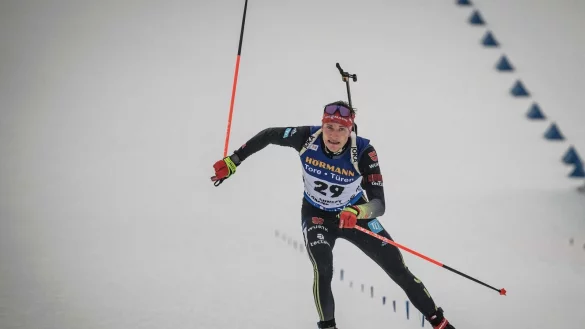 Kam beim Weltcup in Le GRand-Bornand nach f&uuml;nf Strafrunden nur auf den 18. Platz: Benedikt Doll. - &copy; Jeff Pachoud/AFP/dpa