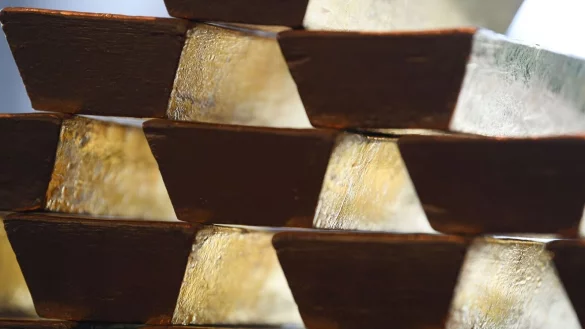 Seit Anfang November hat der Goldpreis wieder sp&uuml;rbar zugelegt. - &copy; Arne Dedert/dpa