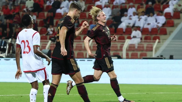 Niclas F&uuml;llkrug (M) schoss das einzige Tor der DFB-Elf beim 1:0 im Oman. - &copy; Christian Charisius/dpa