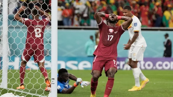 Katar ist als zweiter WM-Gastgeber nach S&uuml;dafrika (2010) in der Vorrunde gescheitert. - &copy; Hassan Ammar/AP/dpa