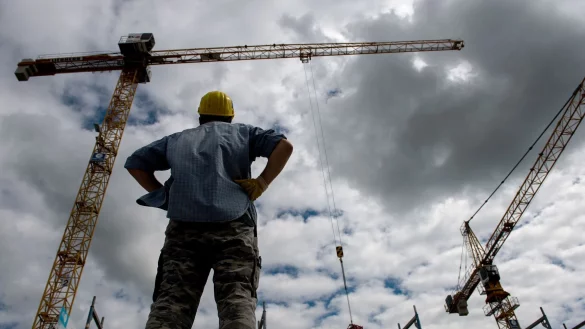 Ob Diabetes oder Asthma: Wer eine chronische Krankheit hat, muss für sich herausfinden, wie er damit im Berufsleben am besten umgehen kann. - © Daniel Bockwoldt/dpa/dpa-tmn