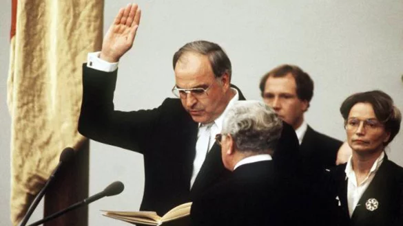 Es ist nicht das erste Mal, dass im Bundestag die Vertrauensfrage gestellt wird. (Archivbild) - © Martin Athenstädt/dpa