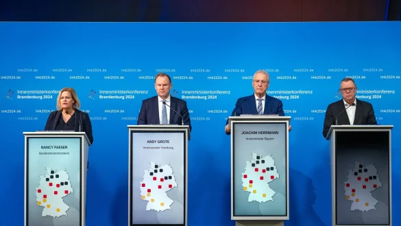 Zumindest zum sogenannten Sicherheitspaket gibt es eine Eingung. - © Soeren Stache/dpa