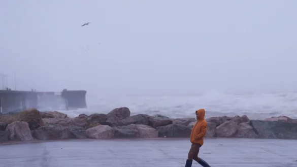 In Großbritannien werden erneut heftige Winde erwartet. - © Jon Super/XinHua/dpa