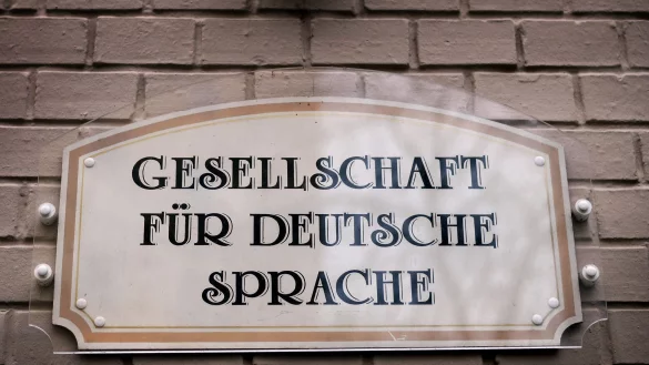 Die Gesellschaft für deutsche Sprache will mit ihrer Liste der «Wörter des Jahres» wieder den Nerv der Zeit treffen. (Symbolbild) - © picture alliance / Susann Prautsch/dpa