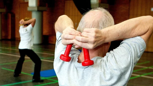 Regelm&auml;&szlig;ige Bewegung, ausgewogene Ern&auml;hrung und Stressbew&auml;ltigung k&ouml;nnen bei Herzschw&auml;che helfen, die Krankheit zu verlangsamen und die Lebensqualit&auml;t zu verbessern. - &copy; Kai Remmers/dpa-tmn