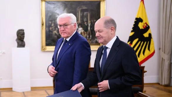 Jetzt muss nur noch der Bundespräsident der Neuwahl zustimmen. - © Bernd von Jutrczenka/dpa