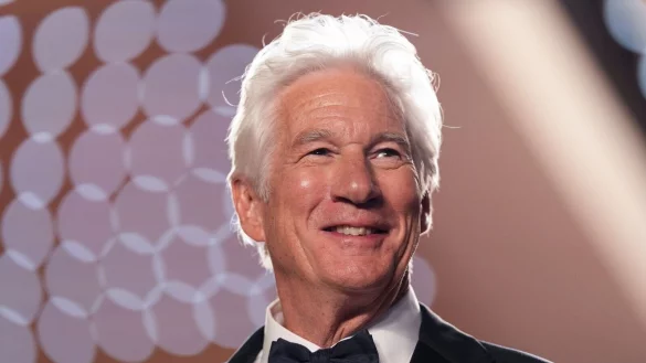 Hollywoodstar Richard Gere sieht im Altwerden einen nat&uuml;rlichen Prozess (Archivbild). - &copy; Scott A Garfitt/Invision/AP/dpa