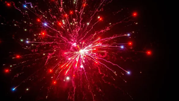 Nur im Freien z&uuml;nden: Silvesterb&ouml;ller. (Symbolbild) - &copy; Sina Schuldt/dpa