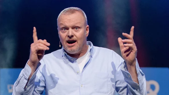 Stefan Raab kommt kurz vor Weihnachten mit einer neuen Samstagabendshow auf den Bildschirm - und hat dann namhafte Konkurrenz. (Archivbild) - &copy; Matthias Balk/dpa