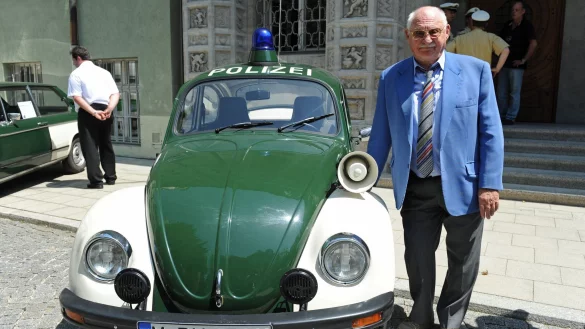 Rolf Schimpf wird 100. - &copy; Andreas Gebert/dpa