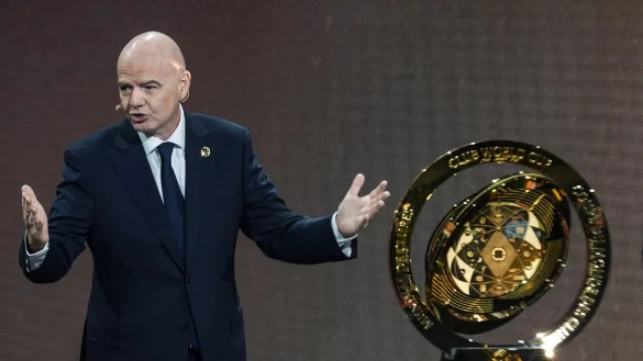Die Club-WM ist für FIFA-Präsident Gianni Infantino von großer Bedeutung. - © Rebecca Blackwell/AP/dpa