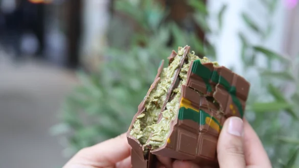 Proben von Dubai-Schokoladen haben Verunreinigungen ergeben. (Symbolbild) - © Sascha Thelen/dpa/dpa-tmn