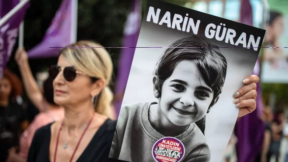 Die achtjährige Narin Güran wurde brutal ermordet. (Archivbild) - © Onur Dogman/SOPA Images via ZUMA Press Wire/dpa