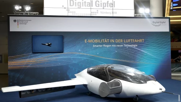 F&uuml;r den Flugtaxi-Pionier Lilium bleibt kaum noch Zeit f&uuml;r die Suche nach Investoren. - &copy; Daniel Karmann/dpa