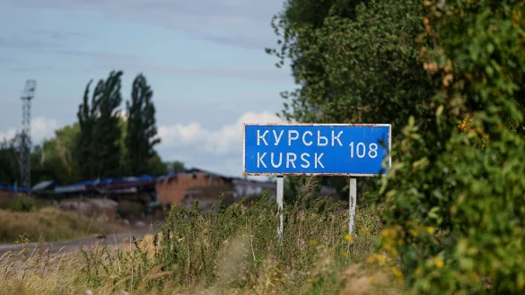 Ukrainische Truppen halten eroberte Gebiete bei Kursk.(Archivbild) - &copy; Evgeniy Maloletka/AP/dpa
