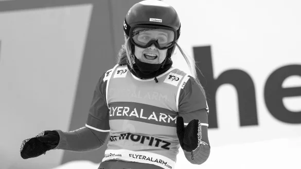 Die Schweizer Snowboarderin Sophie Hediger stirbt bei einem Lawinenunglück. - © Mayk Wendt/KEYSTONE/dpa