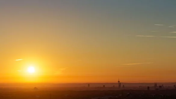 Laut Wetterbilanz des DWD war es 2024 zu warm in NRW. (Archivfoto) - © Henning Kaiser/dpa