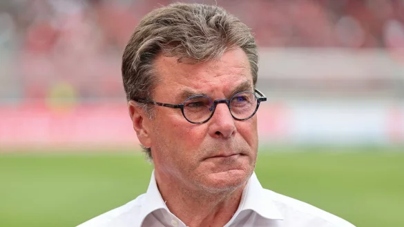 Wunschkandidat: Dieter Hecking soll den VfL Bochum retten. - &copy; Daniel Karmann/dpa