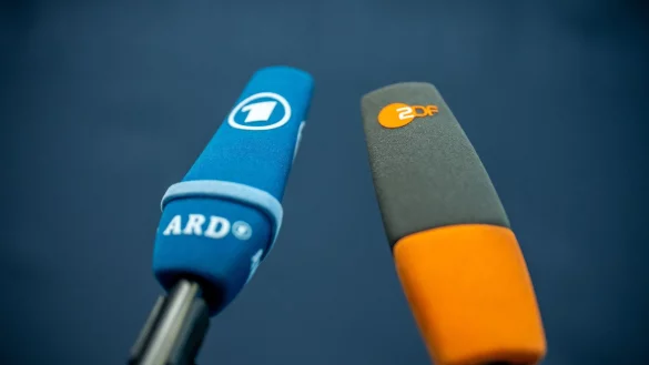 Das abgesagte TV-Duell von Habeck und Weidel hätte am 10. Februar stattfinden sollen. - © Michael Kappeler/dpa/dpa-tmn