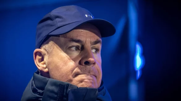 Johan Eliasch ist seit Juni 2021 Fis-Präsident - und schwer umstritten. - © Michael Kappeler/dpa