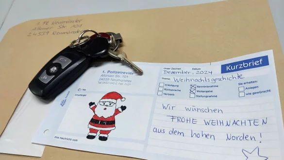 Der Schl&uuml;sselbund einer Frau aus Bad Kissingen konnte nach vielen Umwegen dank der Marke ihres verstorbenen Hundes wieder zur Besitzerin zur&uuml;ckgeschickt werden. - &copy; --/Polizei Neum&uuml;nster/dpa