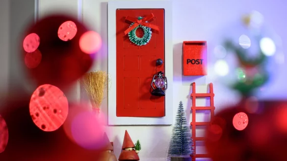 Nachhaltiger Advent mit KI: Mit einer interaktiven Weihnachtswichtel-Geschichte kann man Kinder t&auml;glich mit &Uuml;berraschungen und Aufgaben begeistern. - &copy; Hendrik Schmidt/dpa/dpa-tmn